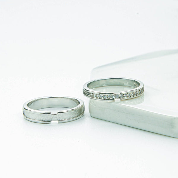 Lyz & Liam True Crystal Link Rings