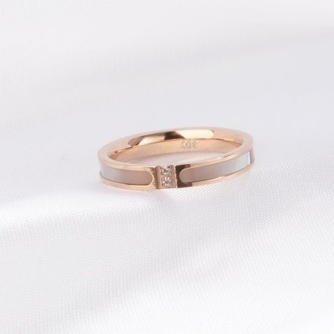 Nirvana Crystal Ring Rose Gold
