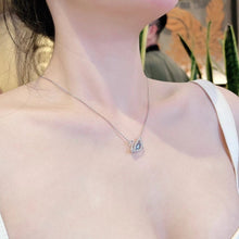 Dây chuyền Dancing Swan Necklace Blue CDE6052BU