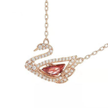 Vòng cổ thiên nga khiêu vũ CDE vàng hồng CDE6052RED