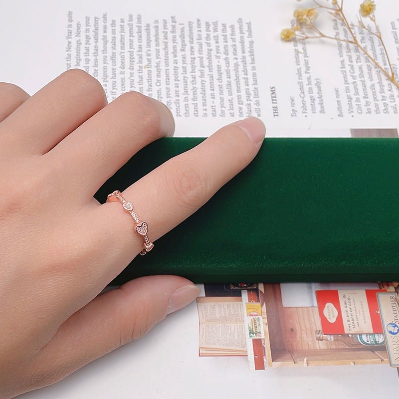 Alluring Hearts Ring Rose Gold