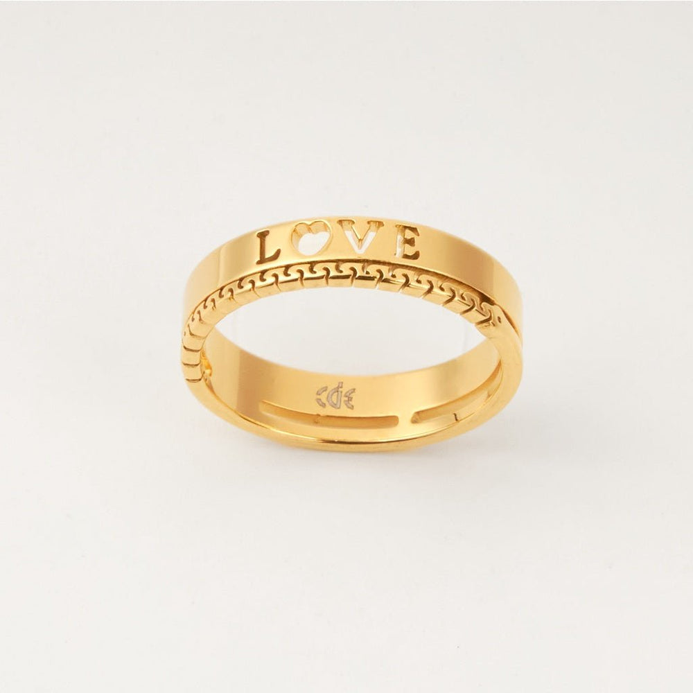 Love Retro Ring Gold, nhẫn bản vừa khắc chữ LOVE