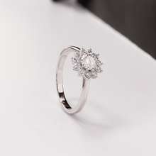 Nhẫn kim cương Moissanite LAMY Blooming Halo 5 ly kiểm định GRA CDEDR029 - Hàng chính hãng đã kiểm định