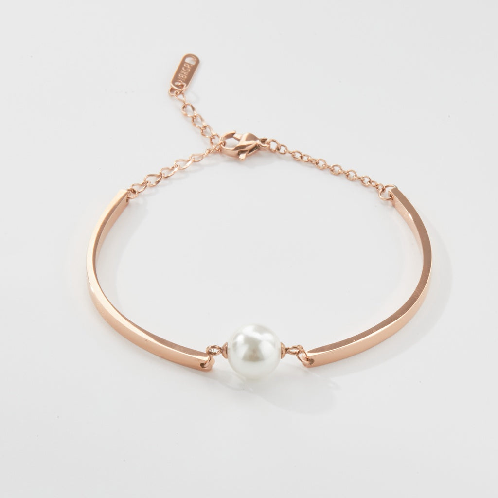 Vòng tay nữ CDE Pearl Bracelet Rose Gold CDE2021