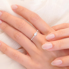 Nhẫn bạc nữ LAMY Snow Princess Silver Ring 8098