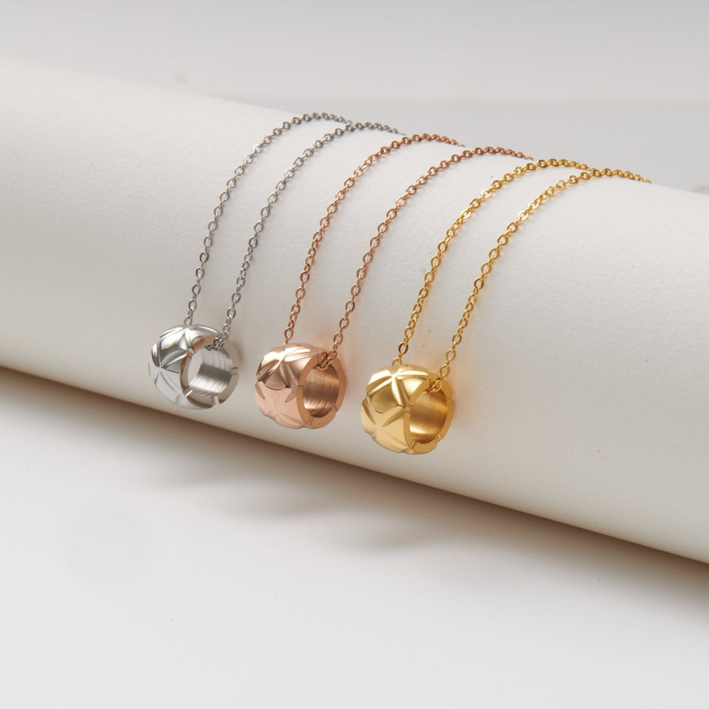 Split Flower X Necklace