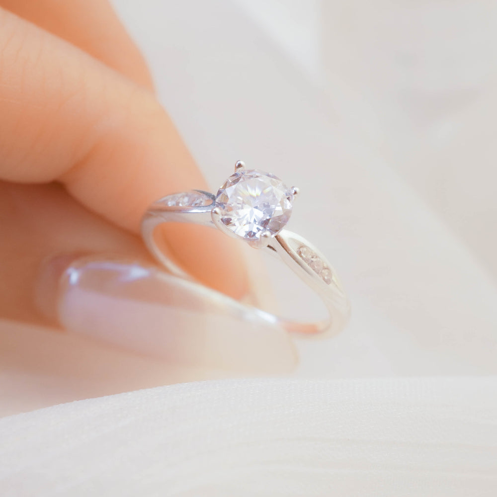 Gemstone Gleam Ring Silver