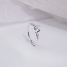 Nhẫn bạc nữ LAMY Gemstone Gleam Ring Silver CDE8183SV - Nhẫn bạc ta cao cấp