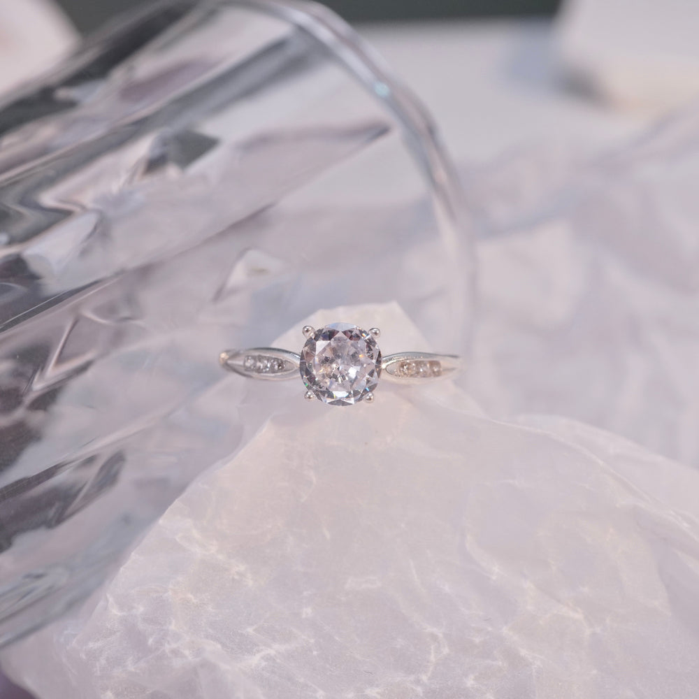 Gemstone Gleam Ring Silver