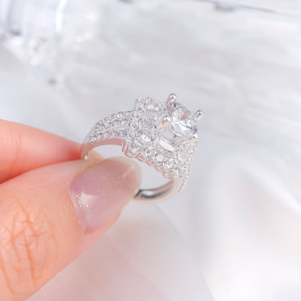 Luxurious Queen's Ring Silver - 8224SV