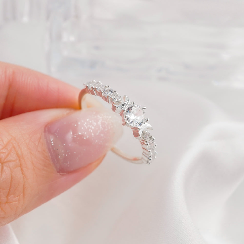 Delicate Light Luxury Ring - 8248SV