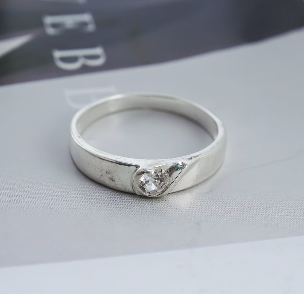Classic Modern Romantic Couple Ring Silver - 8244SV