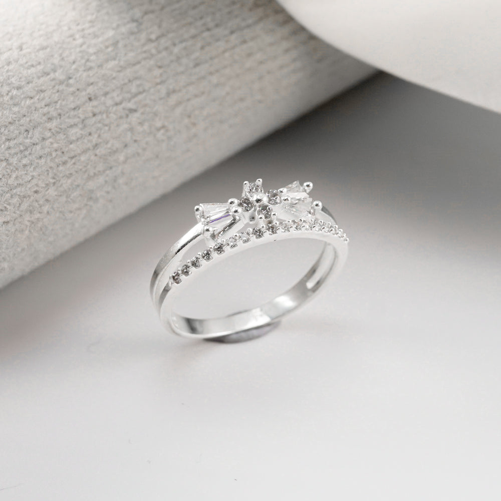 Contemporary Bow Ring Silver - 8250SV