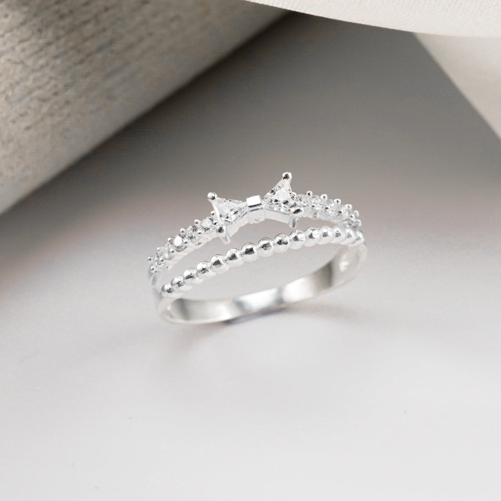 Distinctive Tiara Ring Silver