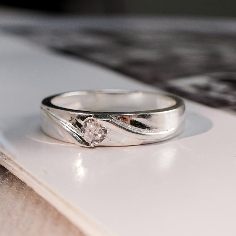 Gemstone-Studded Couple Ring Silver