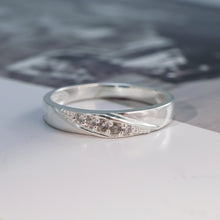 Nhẫn bạc nam nữ CDE Modern Gem-Studded Ring Silver CDE8243SV - Nhẫn bạc ta cao cấp