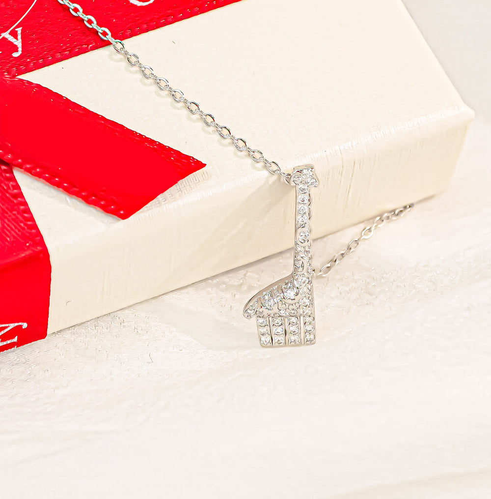 Sparkling Giraffe Necklace Silver