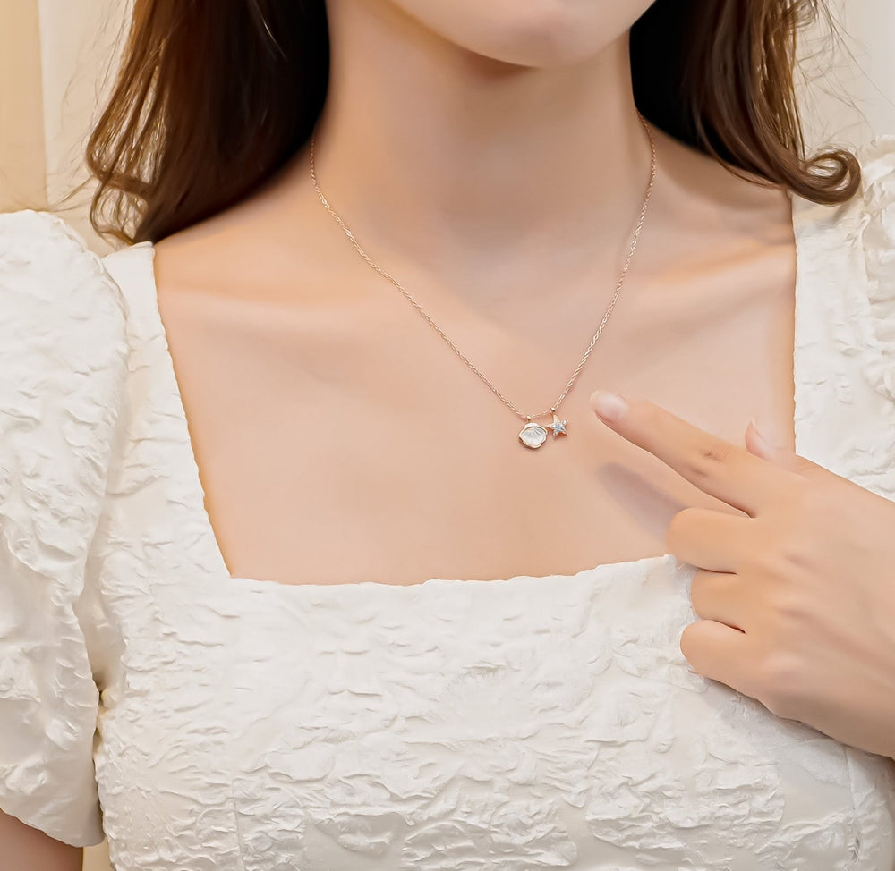 Starfish & Seashell Pendant Necklace Rose Gold