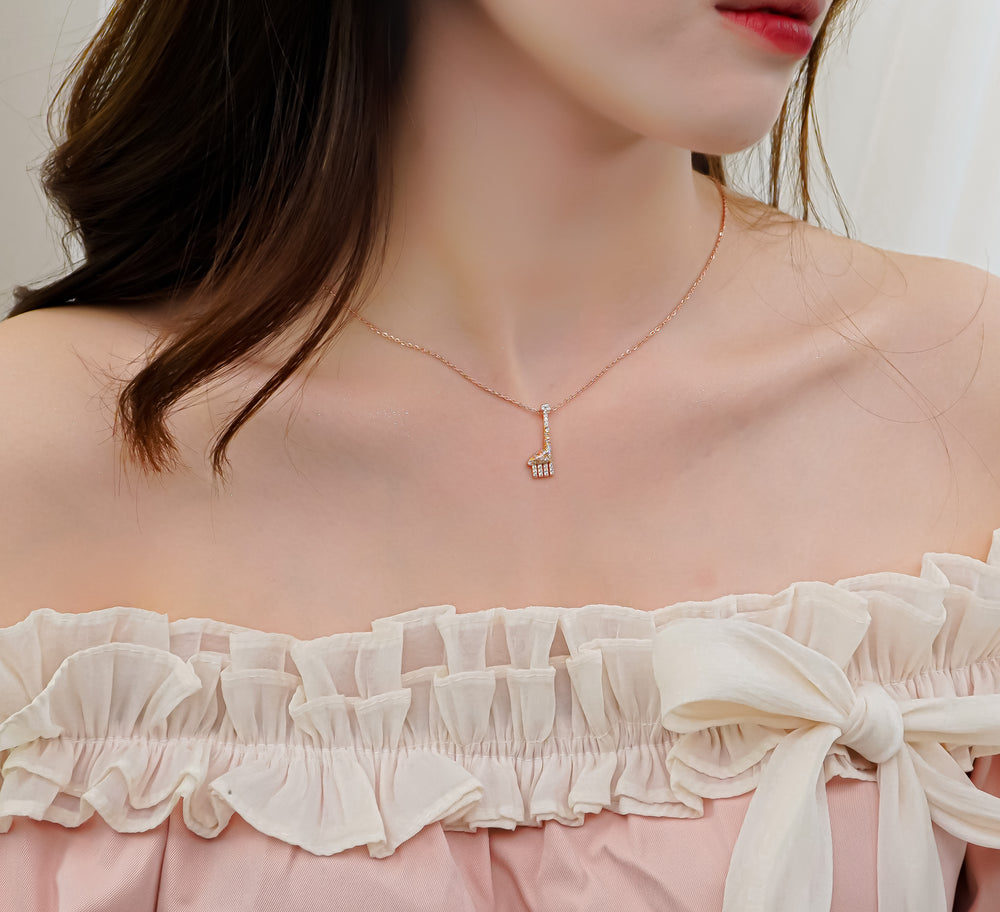 Sparkling Giraffe Necklace Rose Gold