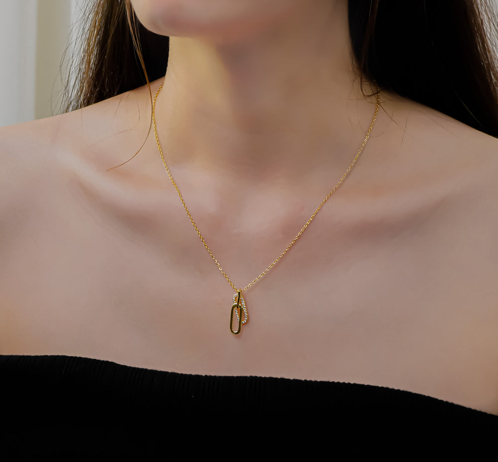 Modern Minimalist Necklace Gold