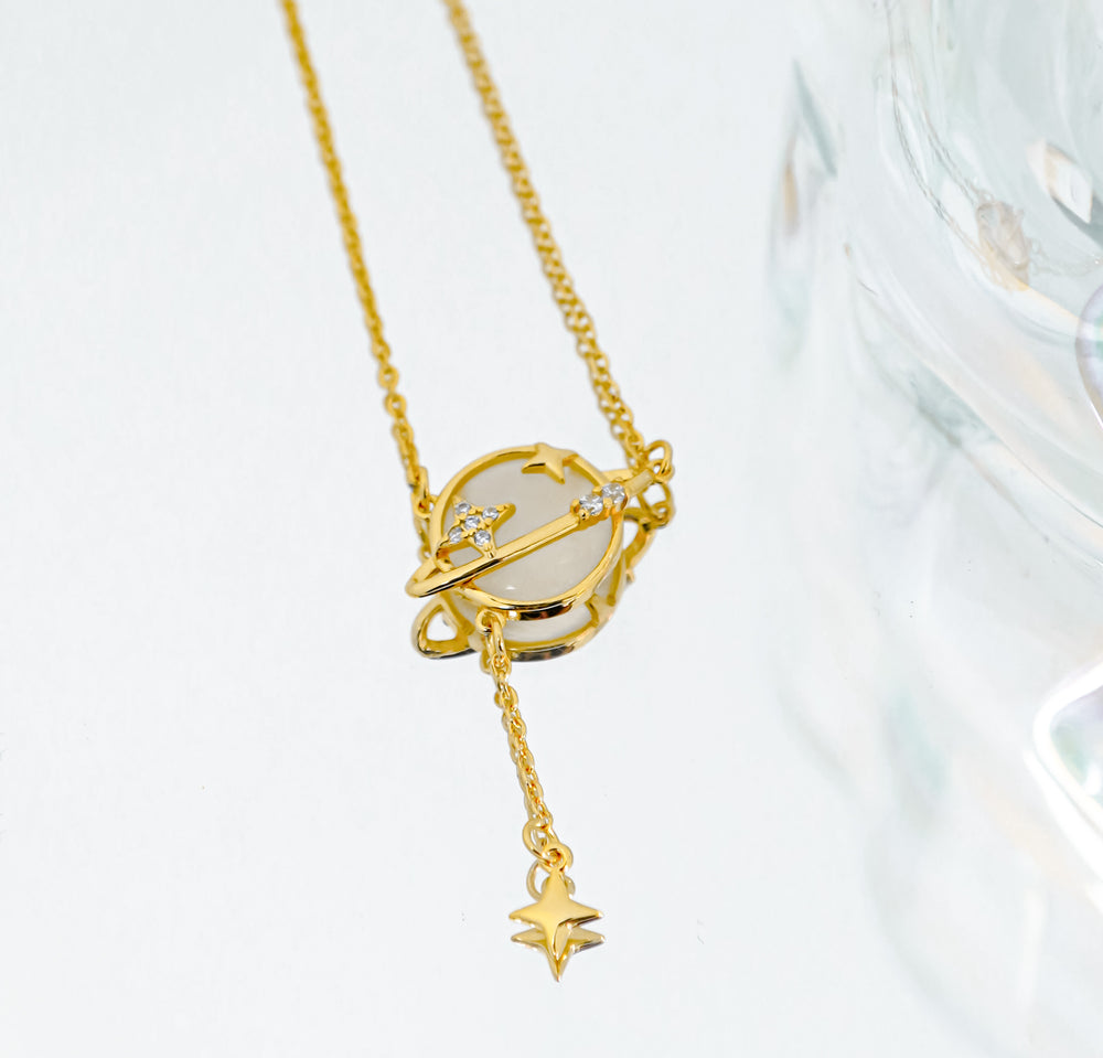 Orbiting Star Necklace Gold