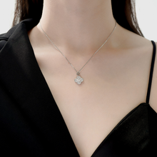 Dây chuyền kim cương Moissanite LAMY Lucky Bloom 3.5 ly kiểm định GRA CDEDN008 - Hàng chính hãng đã kiểm định