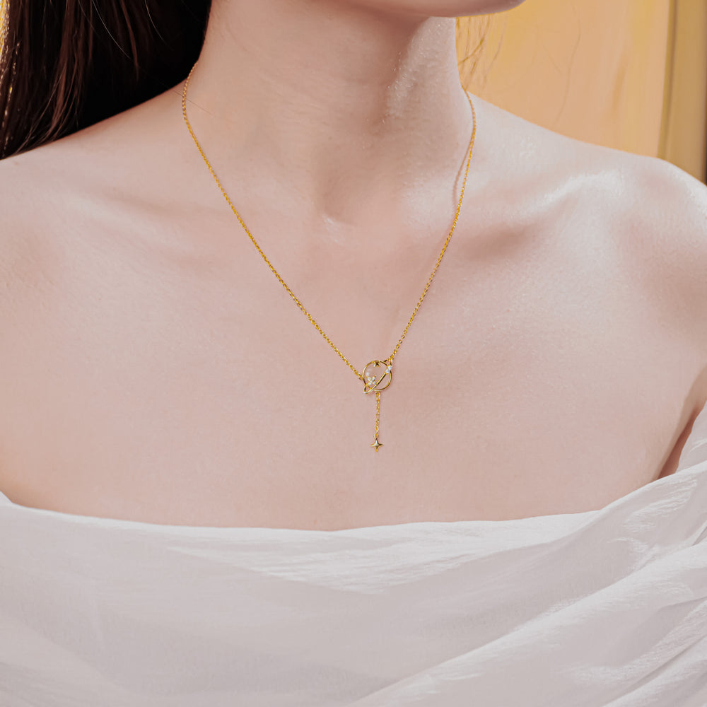 Orbiting Star Necklace Gold