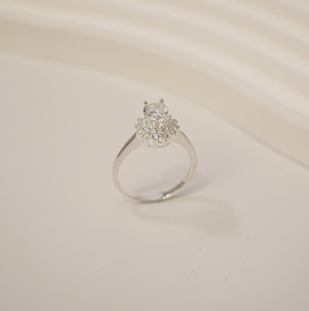 Flower Halo Cluster Ring Silver, đai nhẫn mảnh