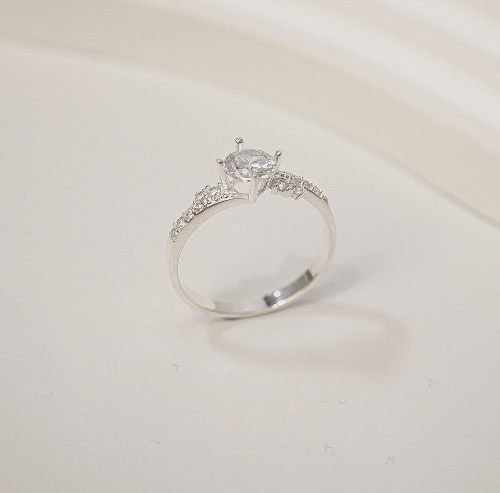 Elegant Stone Ring Silver