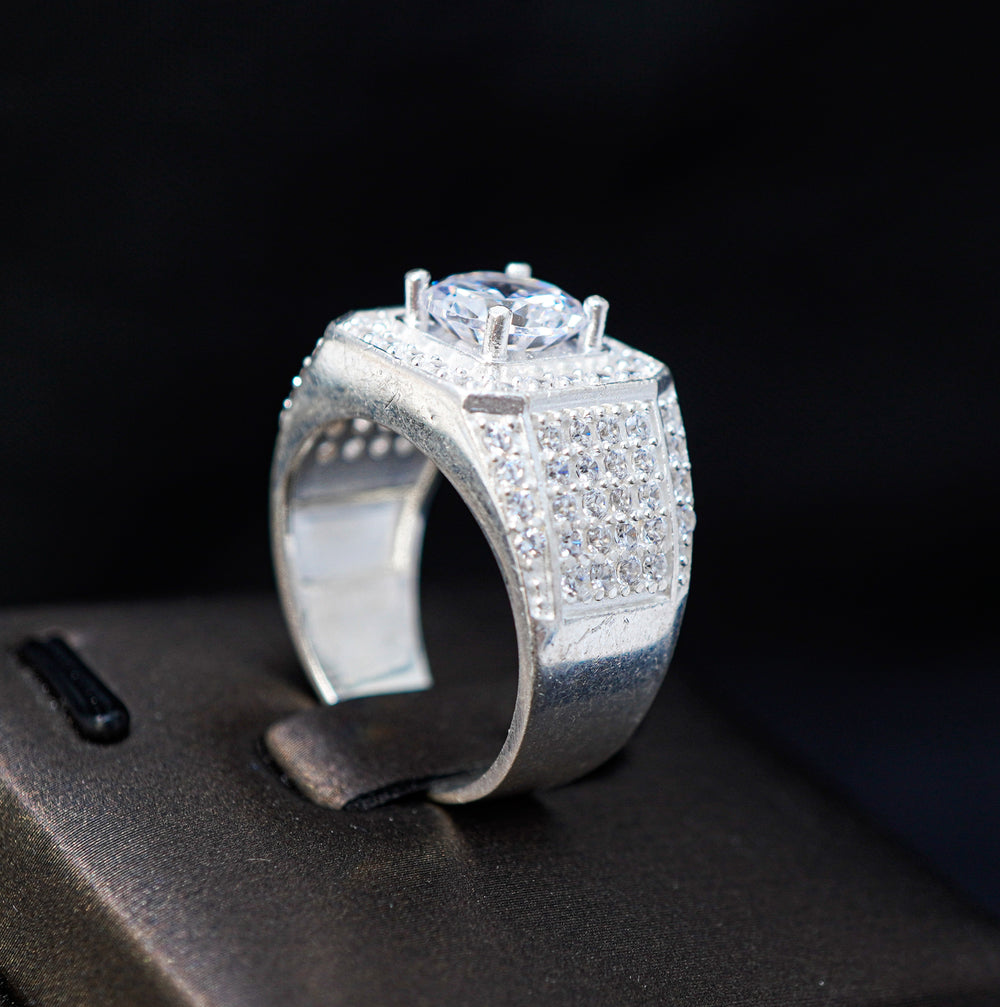 Luxurious Square Stone Ring Silver