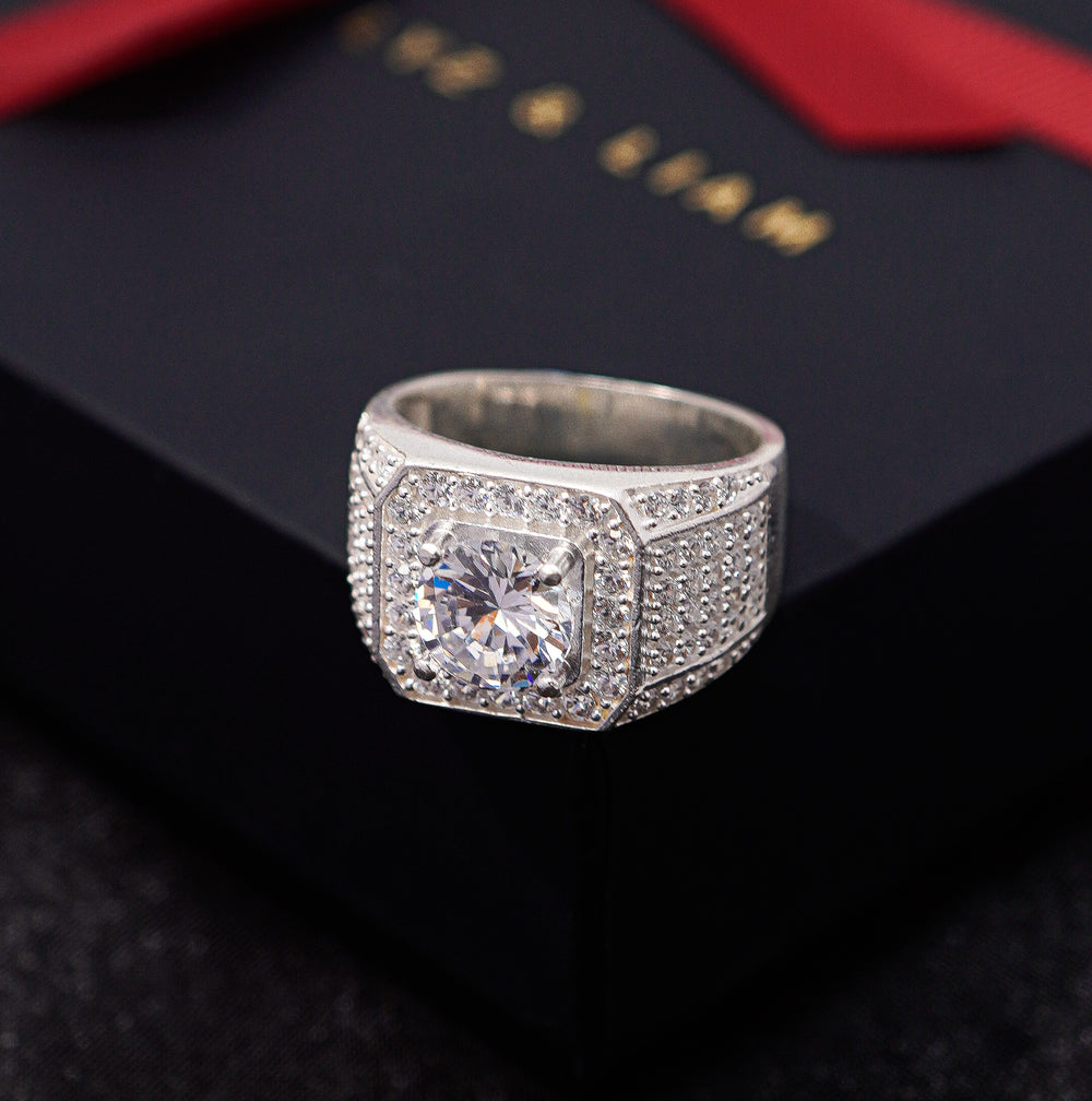 Luxurious Square Stone Ring Silver