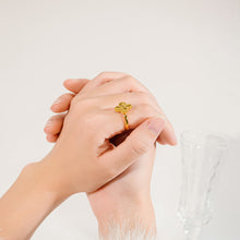 Nhẫn nữ CDE Enchanted Clover Ring Gold CDE8389GG