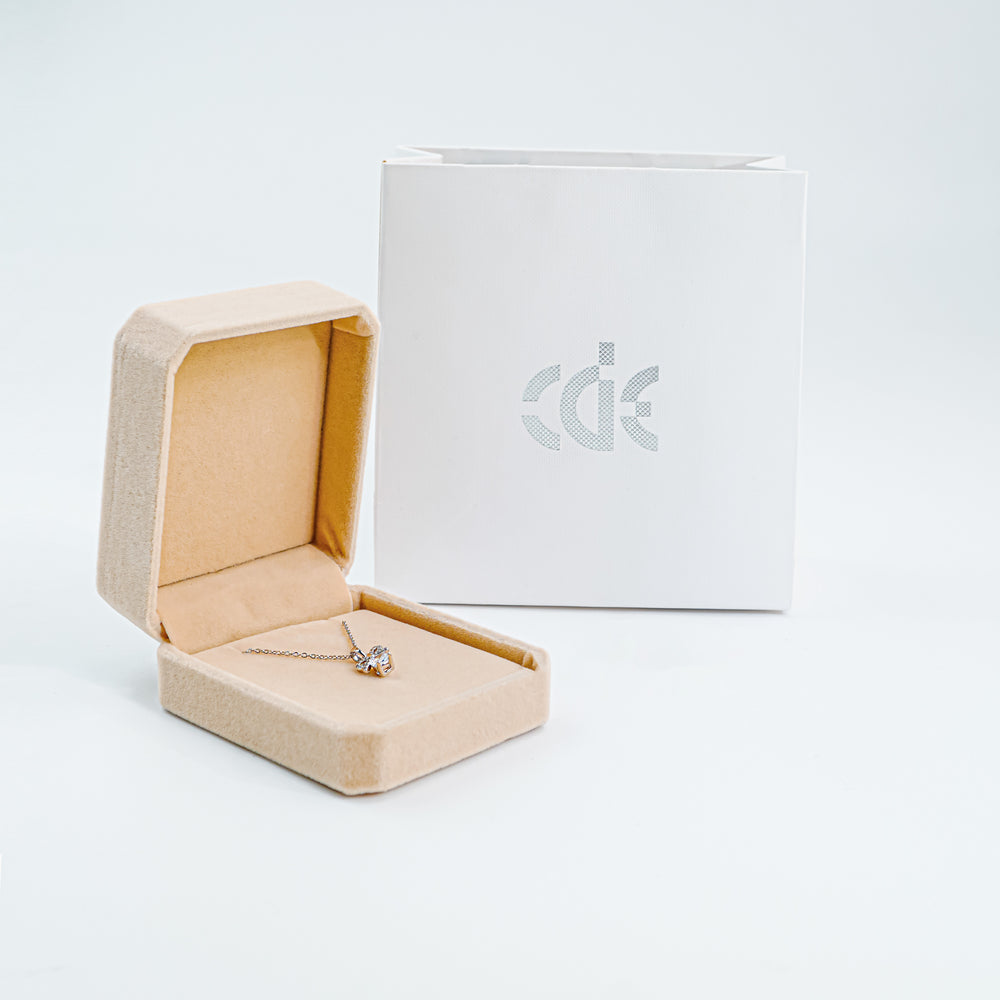 Bow Necklace Silver