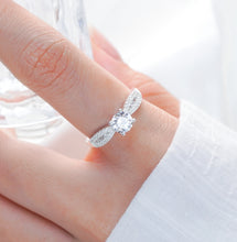 Nhẫn bạc nữ LAMY Queen Silver Ring CDE8284