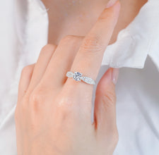 Nhẫn bạc nữ LAMY Queen Silver Ring CDE8284