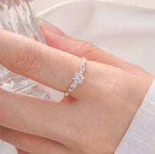 Nhẫn bạc nữ LAMY Infinity Stone Silver Ring CDE8280