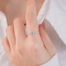 Nhẫn bạc nữ LAMY Infinity Stone Silver Ring CDE8280