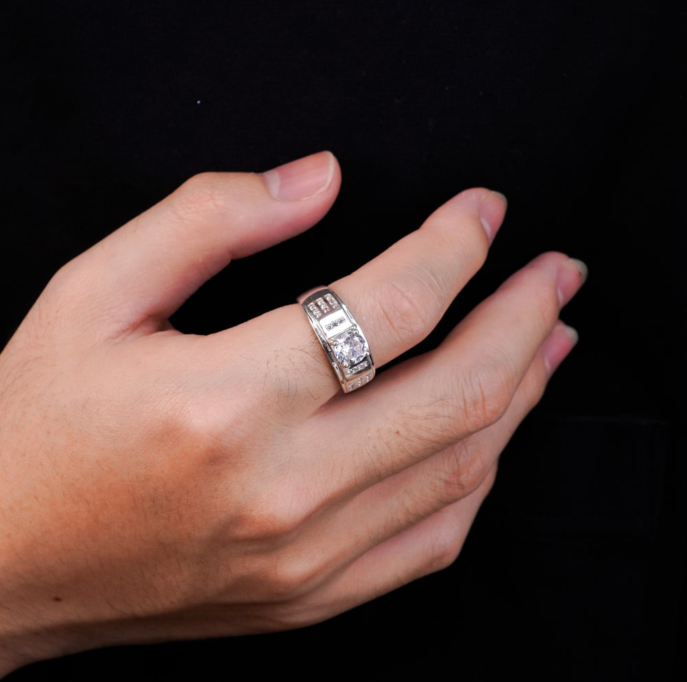 Huitan Luxury Ring Silver