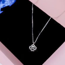 Dây chuyền kim cương Moissanite LAMY hoa bốn cánh đá chủ 5 ly CDEDN032WH - Hàng chính hãng đã kiểm định