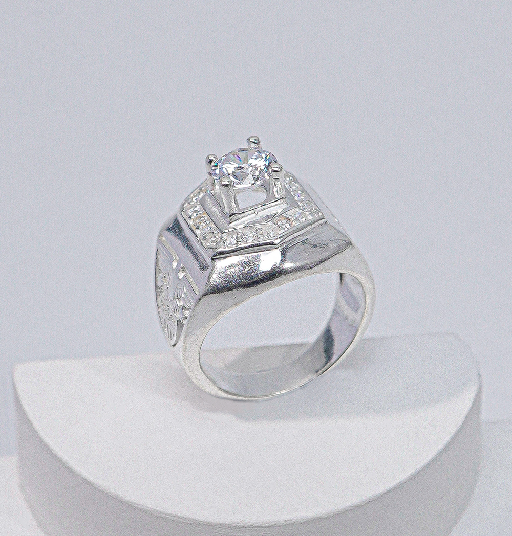 Square White Stone Ring Silver, viên đá tròn gắn trên mặt vuông nhiều bậc