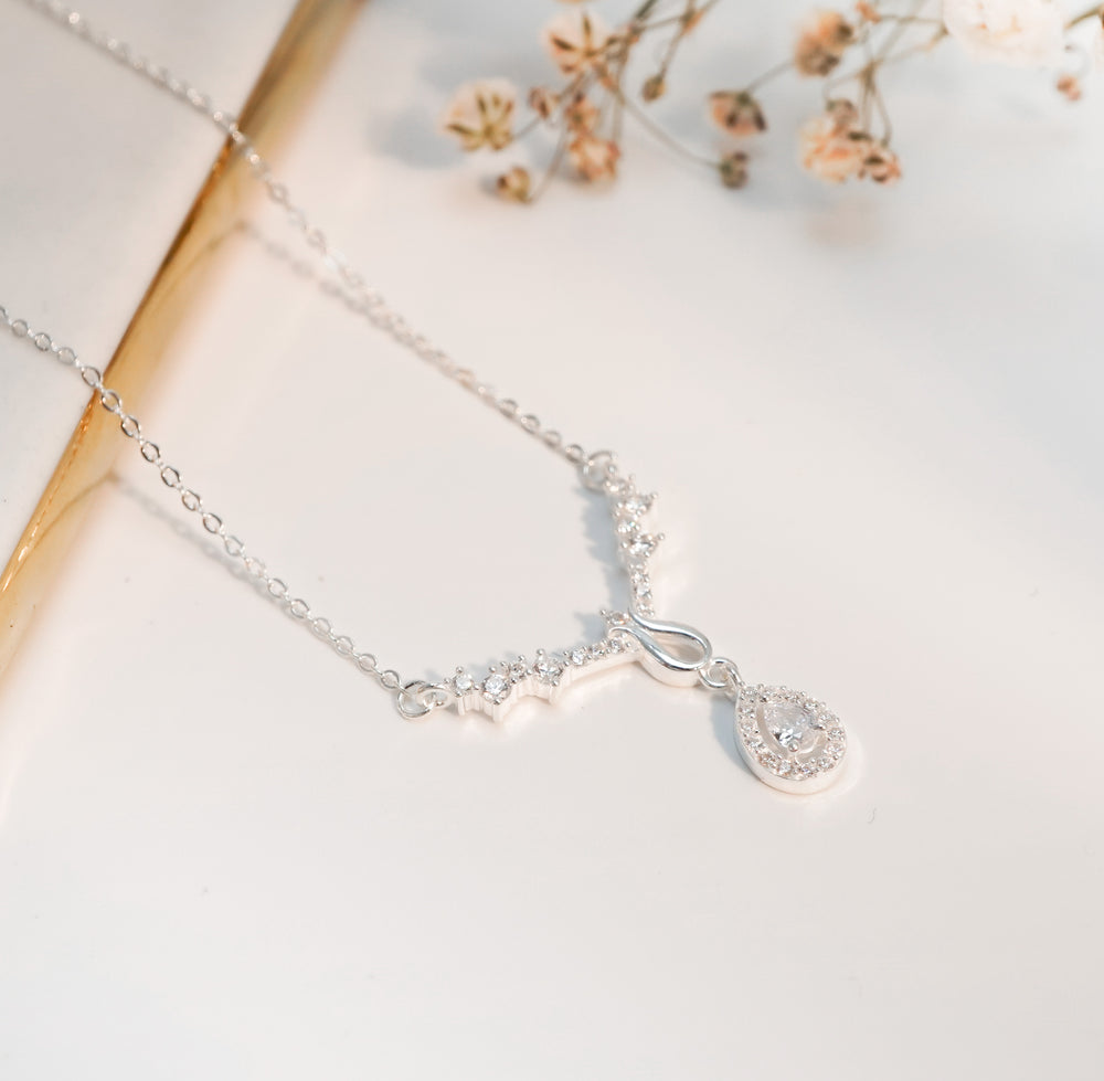 Water Drop Pendant Necklace Silver