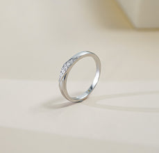 Nhẫn kim cương Moissanite LAMY Subtle Line kiểm định GRA CDEDR040 - Hàng chính hãng đã kiểm định