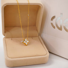 Dây chuyền LAMY Four Leaves Necklace Silver CDE6450WH