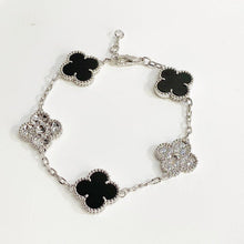 Milgrain Sparkle Four Leaf Clover Bracelet - Bạc, đá đen