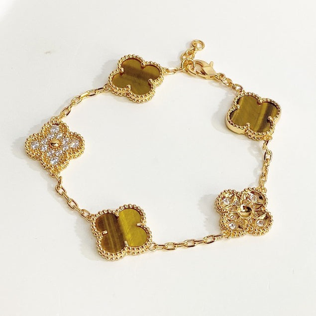 Milgrain Sparkle Four Leaf Clover Bracelet Gold Tiger's Eye