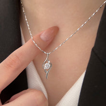 Dây chuyền kim cương Moissanite LAMY Graceful Curve 5.0 ly CDEDN043WH - Hàng chính hãng đã kiểm định