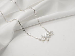 Dây chuyền bạc nữ LAMY Sparkling Luxury Star Flower Shape Necklace Silver CDE6167SV