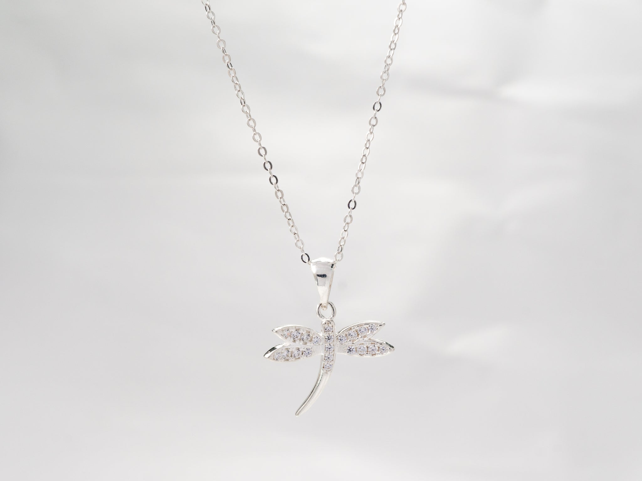 Dây chuyền bạc nữ CDE Sparkling Dragonfly Necklace Silver CDE6165SV