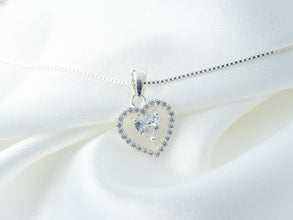 Dây chuyền bạc nữ LAMY Sparkling Stone Encrusted Heart Necklace Silver CDE6168SV