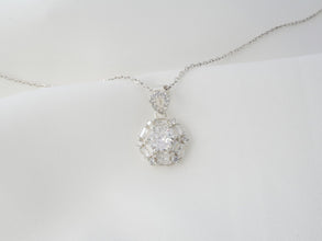 Dây chuyền bạc nữ LAMY Sparking White Crystal Moonstone Necklace Silver CDE6154SV